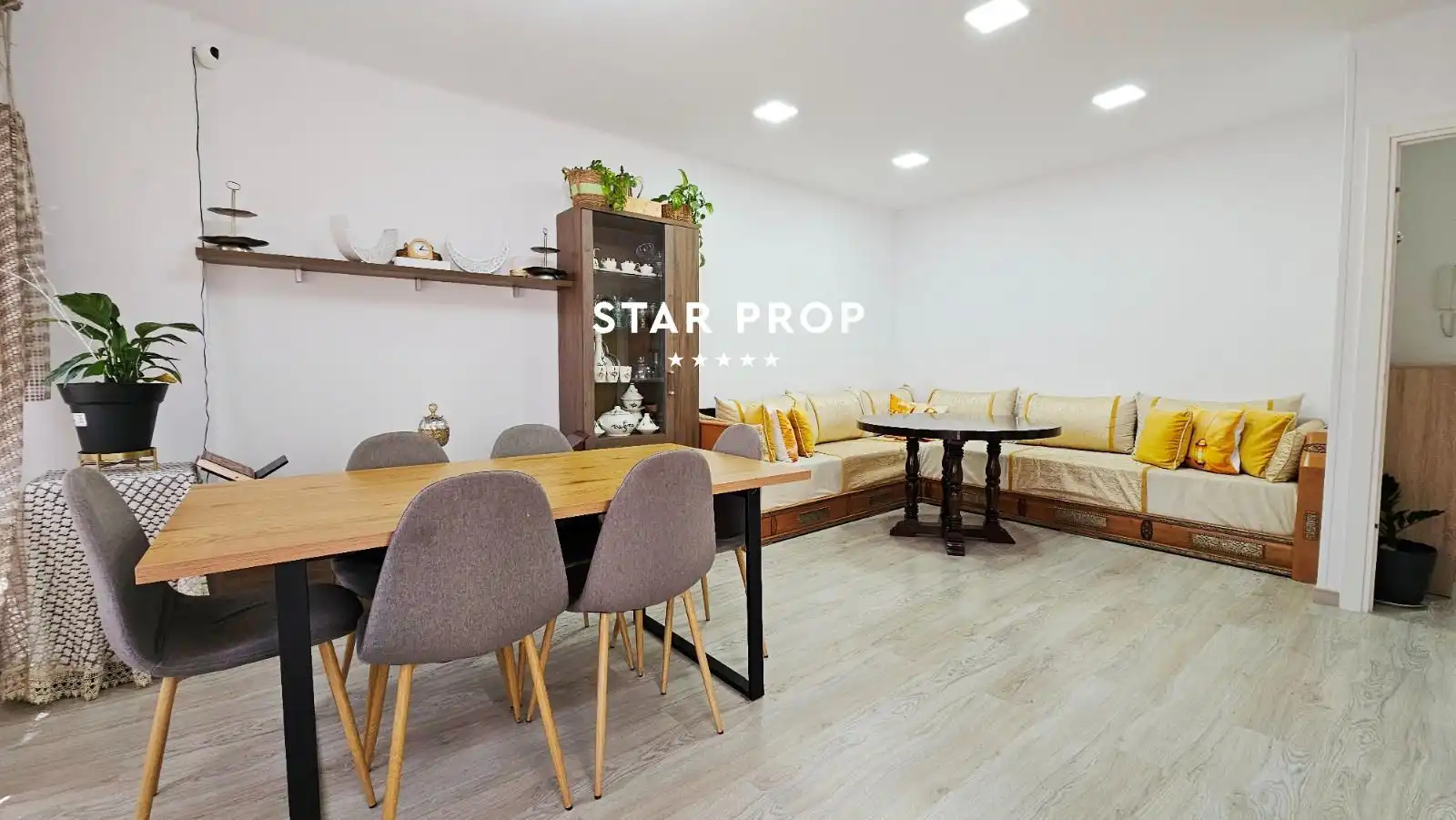 Dining room of Flat for sale in Roses  with Heating, Terrace and Oven