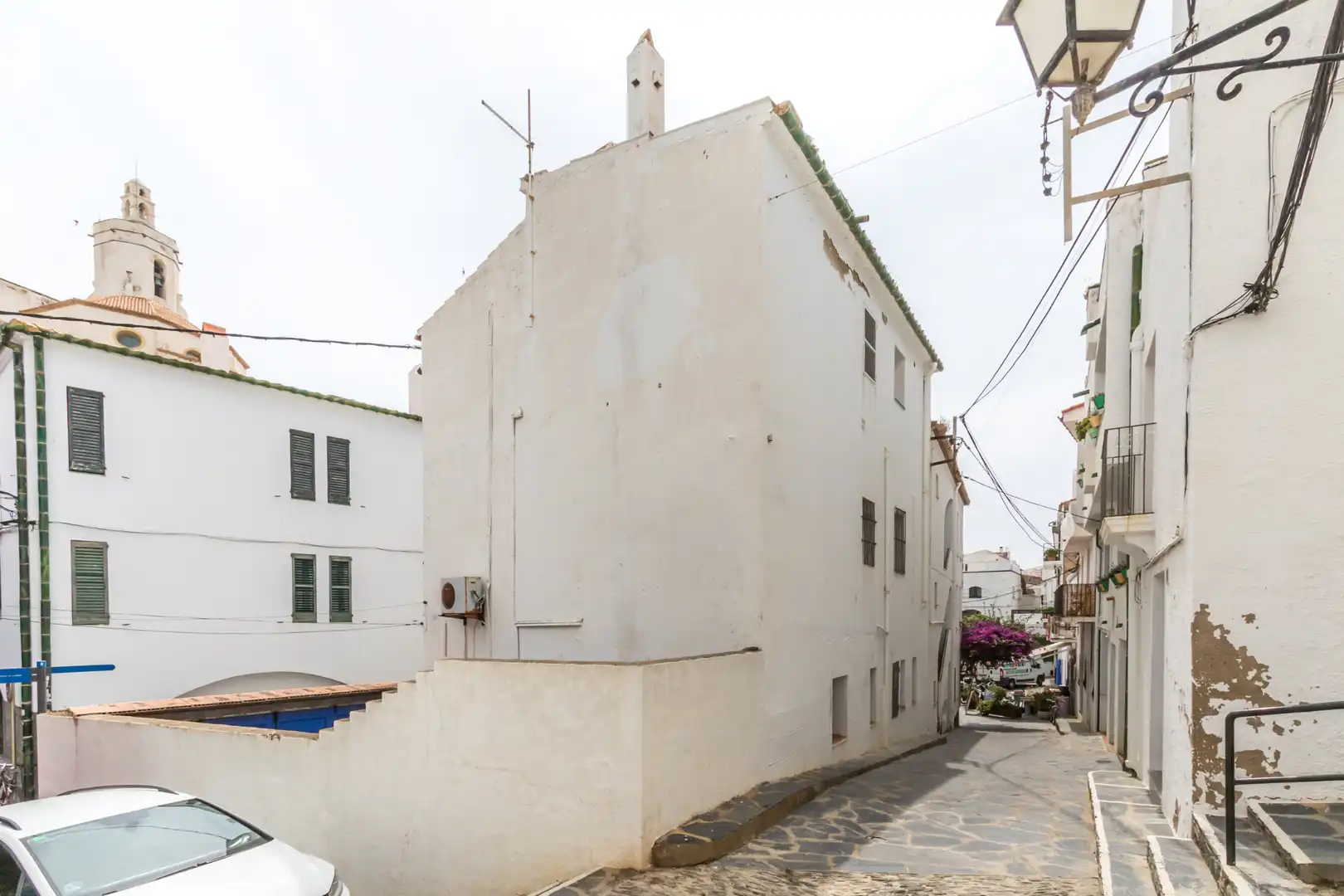 Außenansicht von Einfamilien-Reihenhaus zum Verkauf in Cadaqués mit Klimaanlage und Heizung