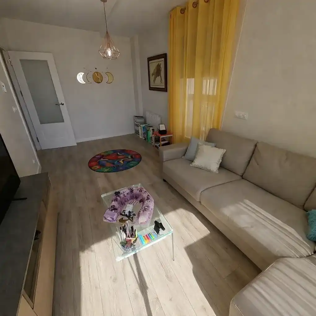 Sala d'estar de Pis en venda en Vitoria - Gasteiz amb Calefacció, Parquet i Terrassa