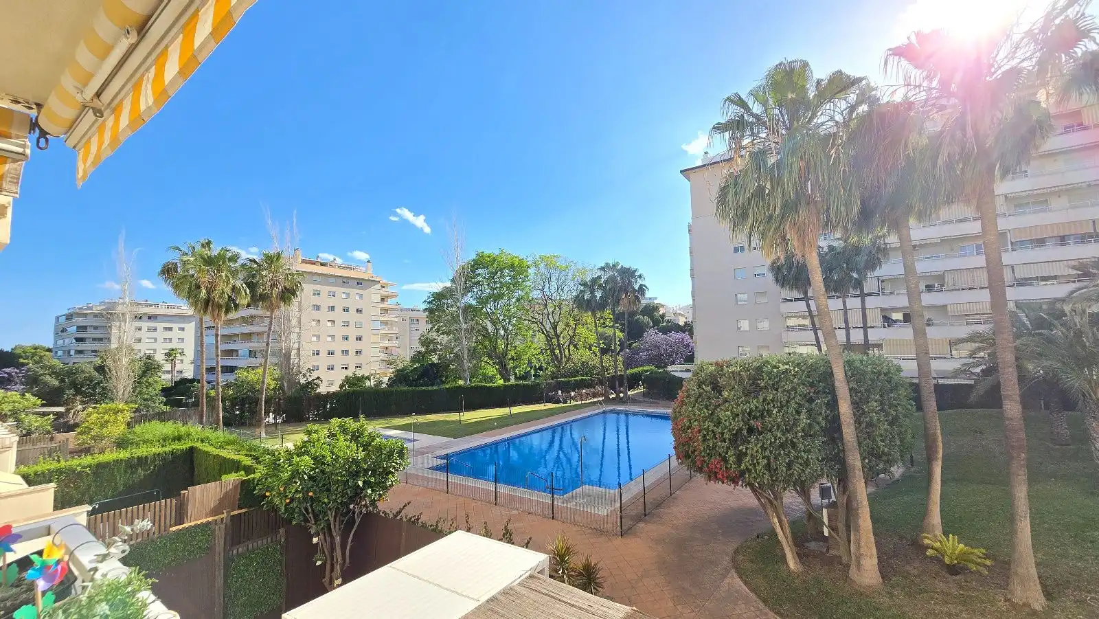 Jardín de Piso en venta en Benalmádena con Aire acondicionado, Calefacción y Terraza