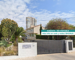 Vista exterior de Casa o xalet en venda en Alicante / Alacant amb Terrassa i Piscina