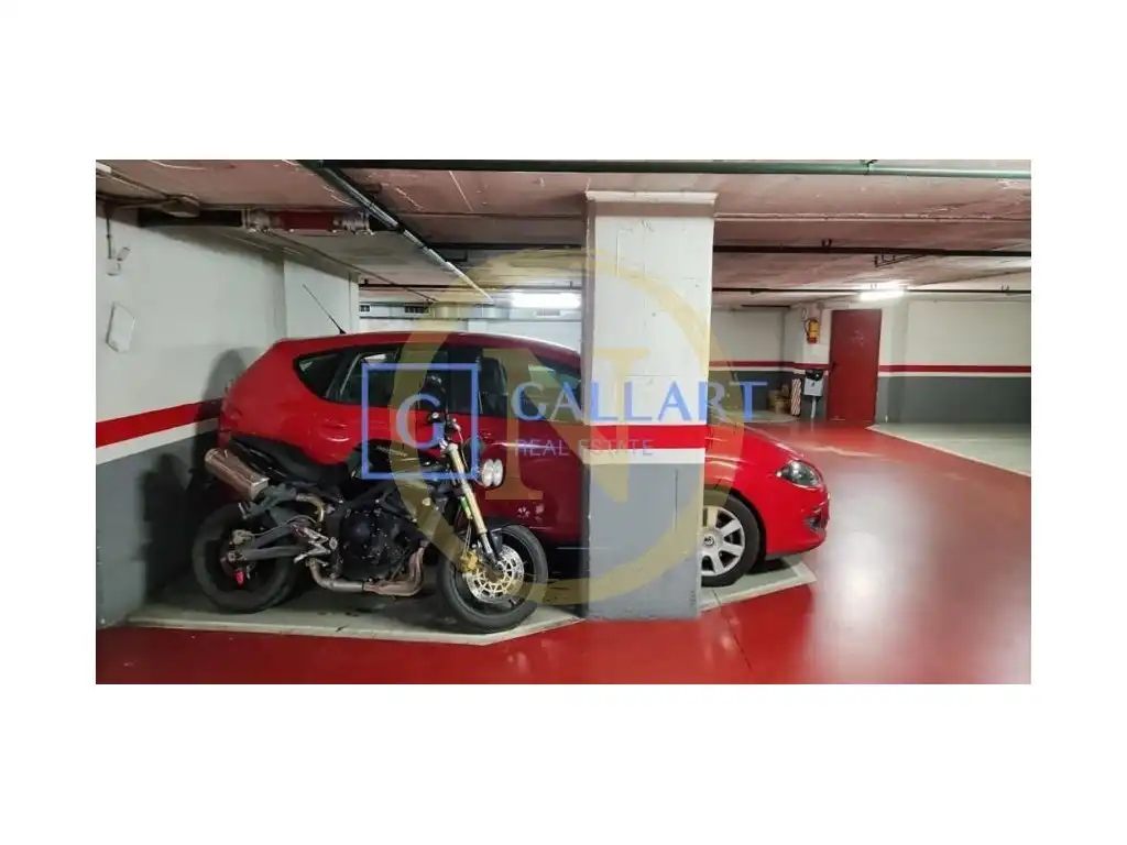 Einzelparkplatz zum Verkauf in Eixample, imagen 2