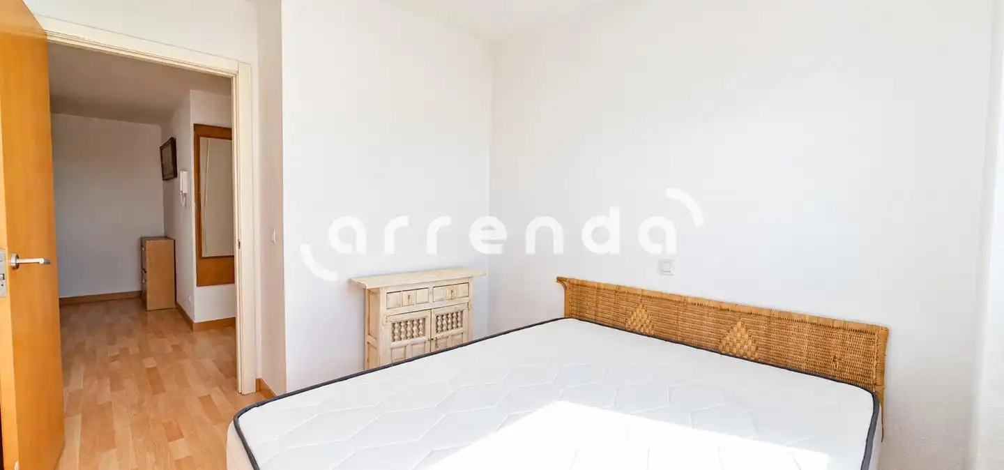 Schlafzimmer von Wohnung zur Miete in Usera