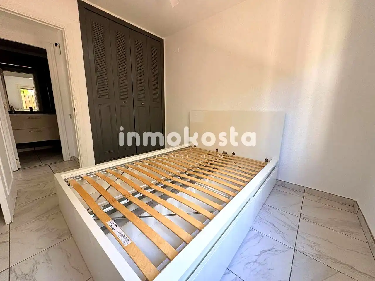 Bedroom of Detached homes for sale in L'Alfàs del Pi  with Air Conditioner, Heating and Private garden