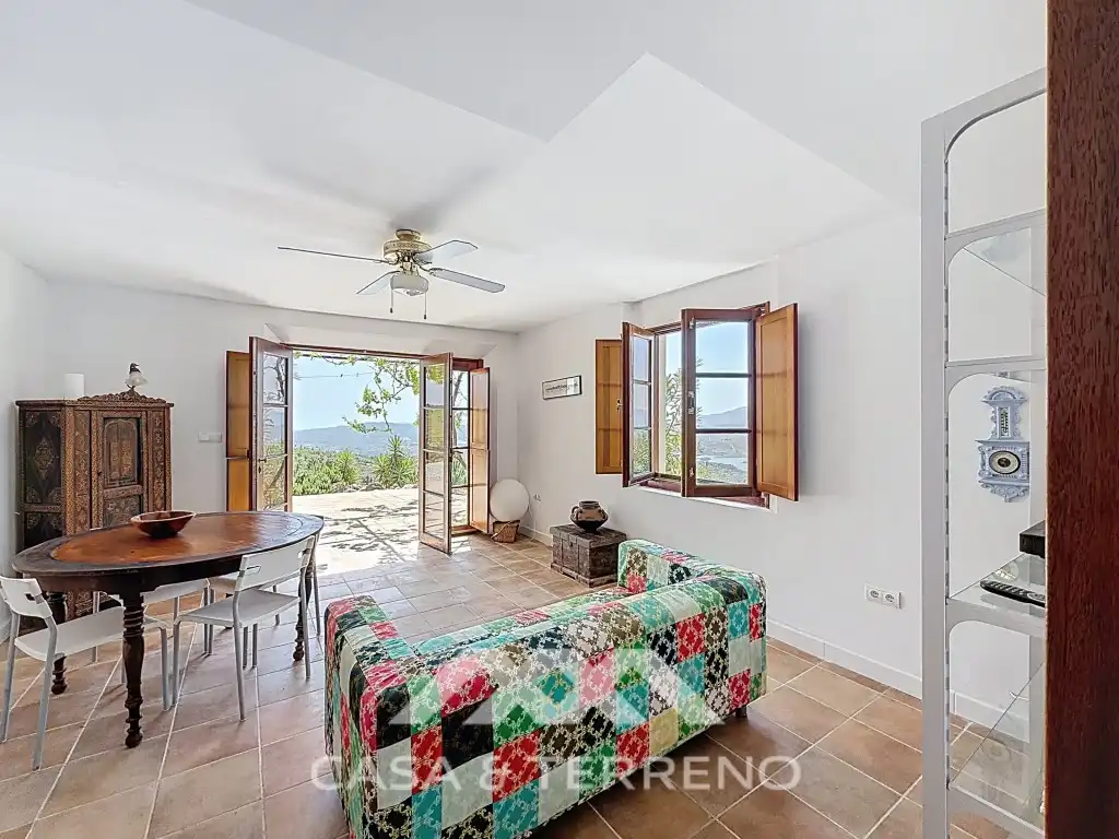 Sala de estar de Casa o chalet en venta en Alcaucín con Aire acondicionado, Calefacción y Jardín privado