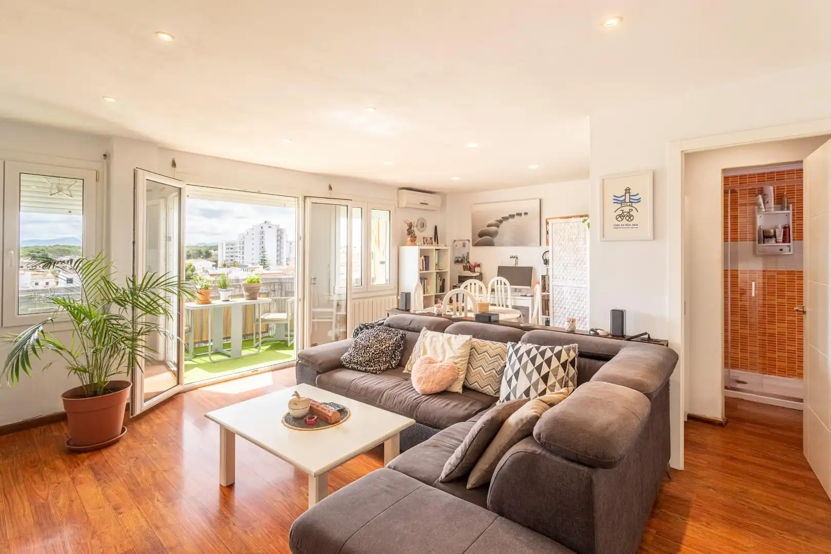 Sala d'estar de Apartament en venda en Santa Margalida amb Aire condicionat, Calefacció i Parquet