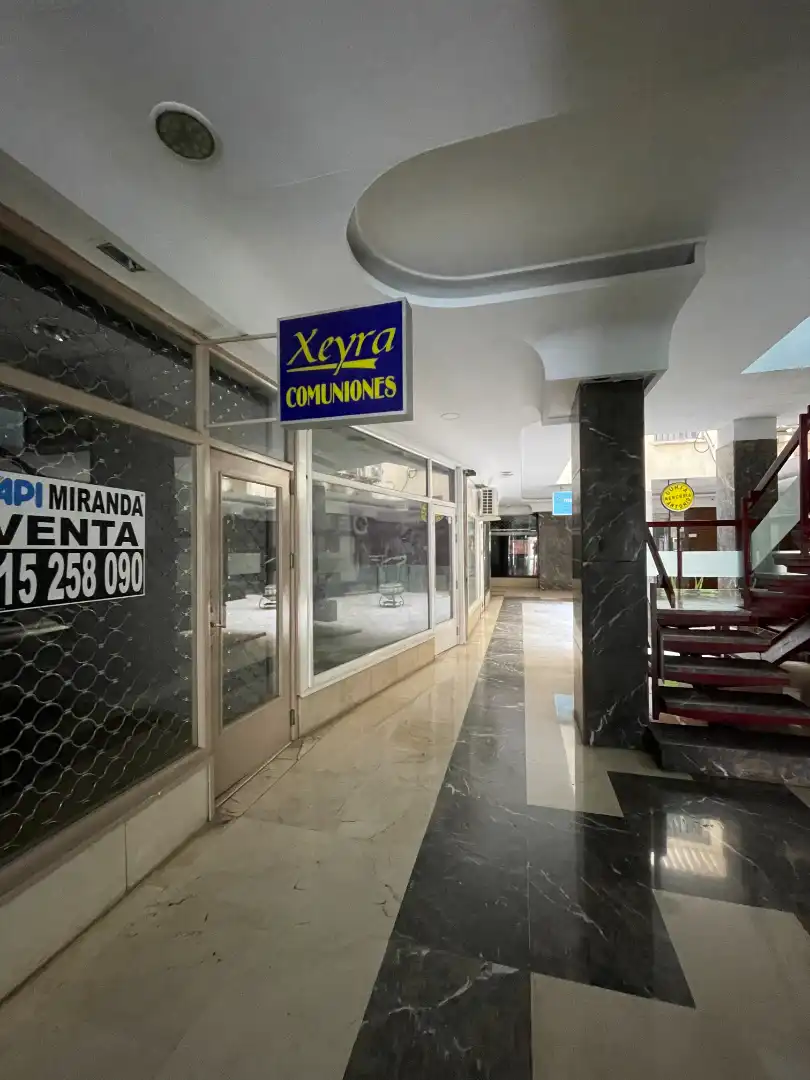 Local commercial à vendre à Calle Navas de Tolosa, imagen 4