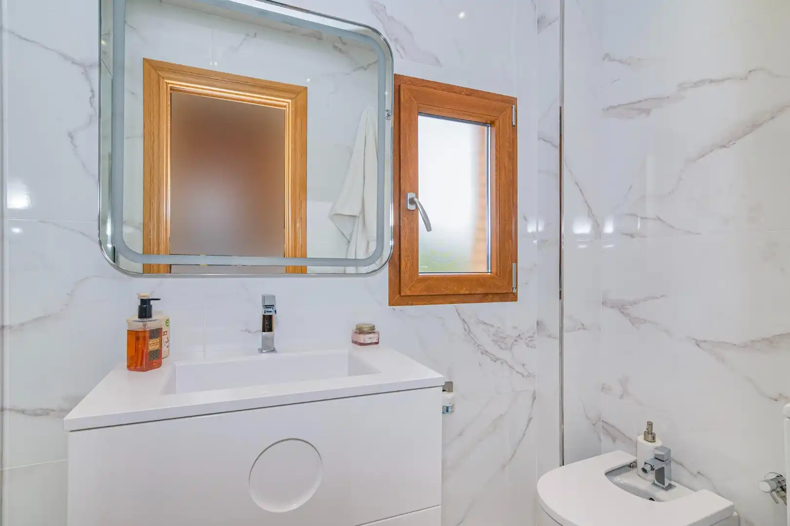 Baño de Casa adosada en venta en Vegas del Genil con Aire acondicionado, Calefacción y Balcón
