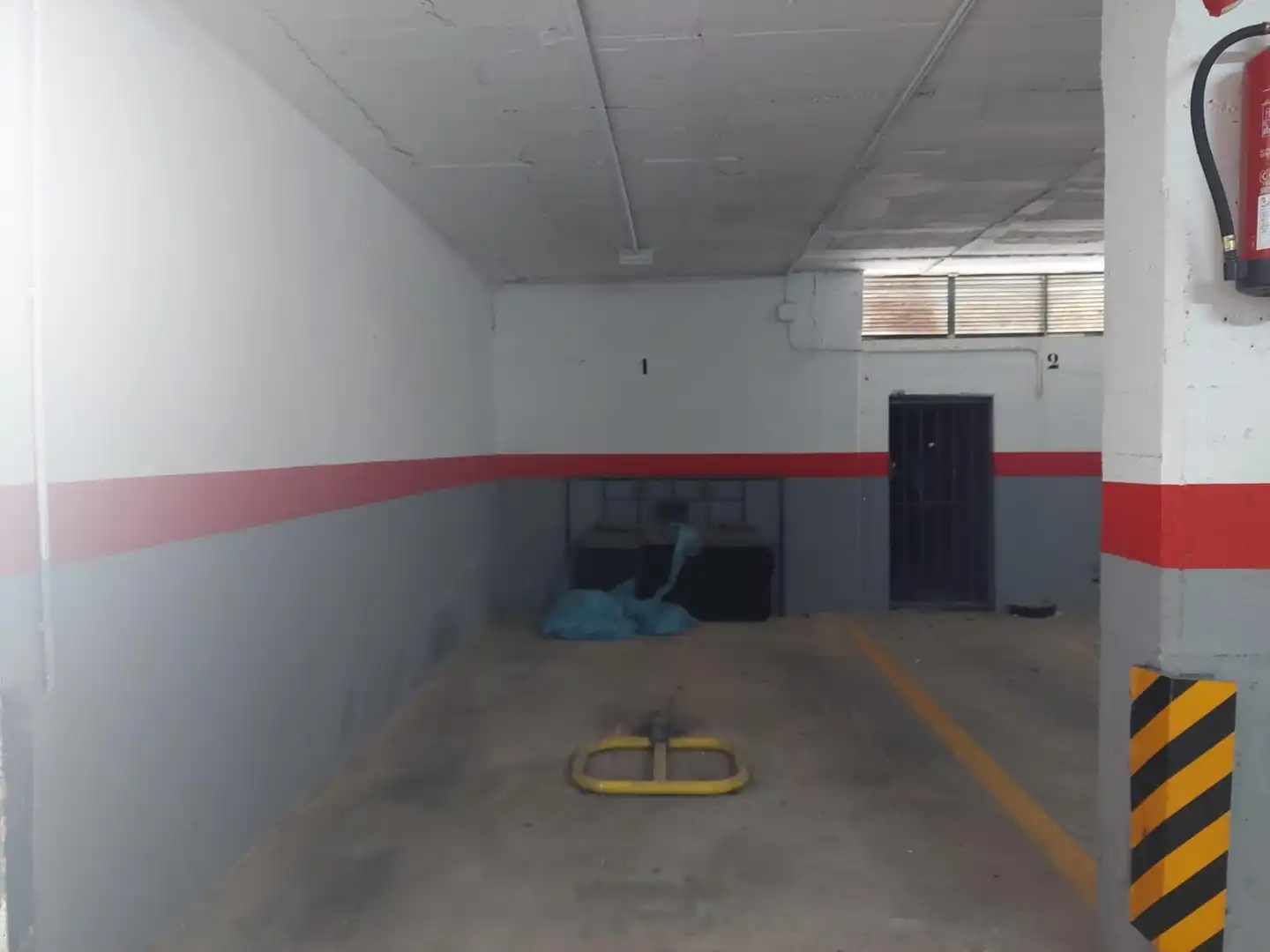 Garage for rent in Poble