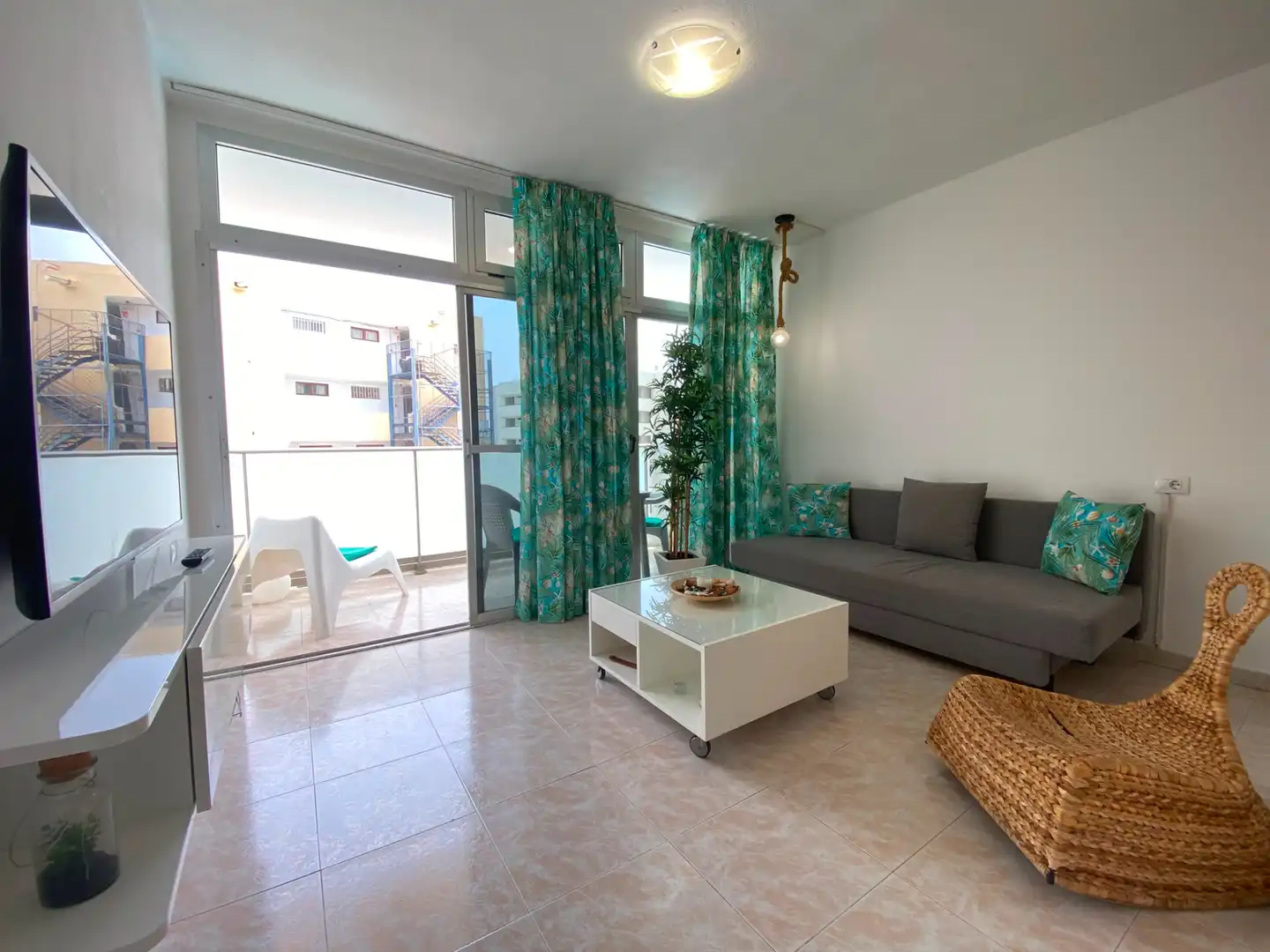 Living room of Flat for sale in San Bartolomé de Tirajana  with Private garden, Terrace and Furnished