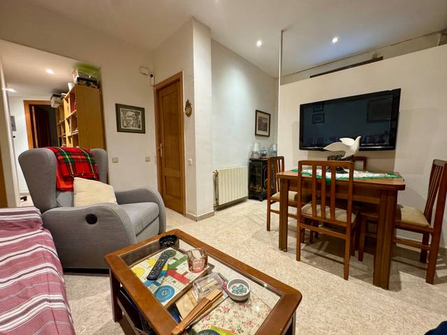 Piso en Venta en El Camp de l'Arpa del Clot