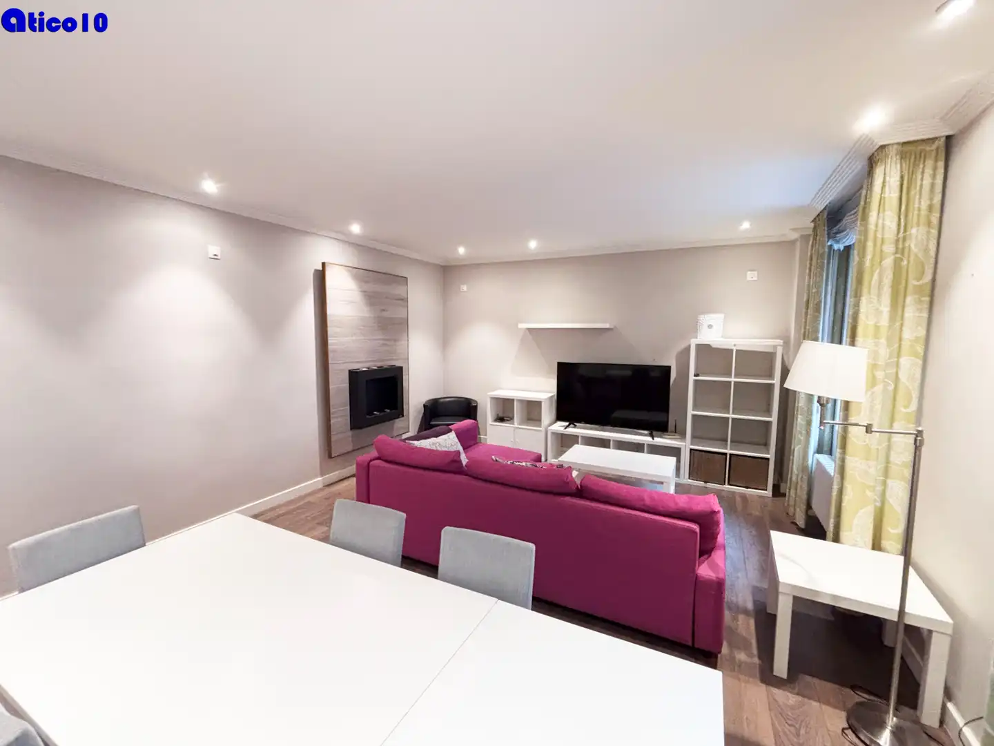 Living room of Flat for sale in Oviedo   with Heating, Storage room and Furnished