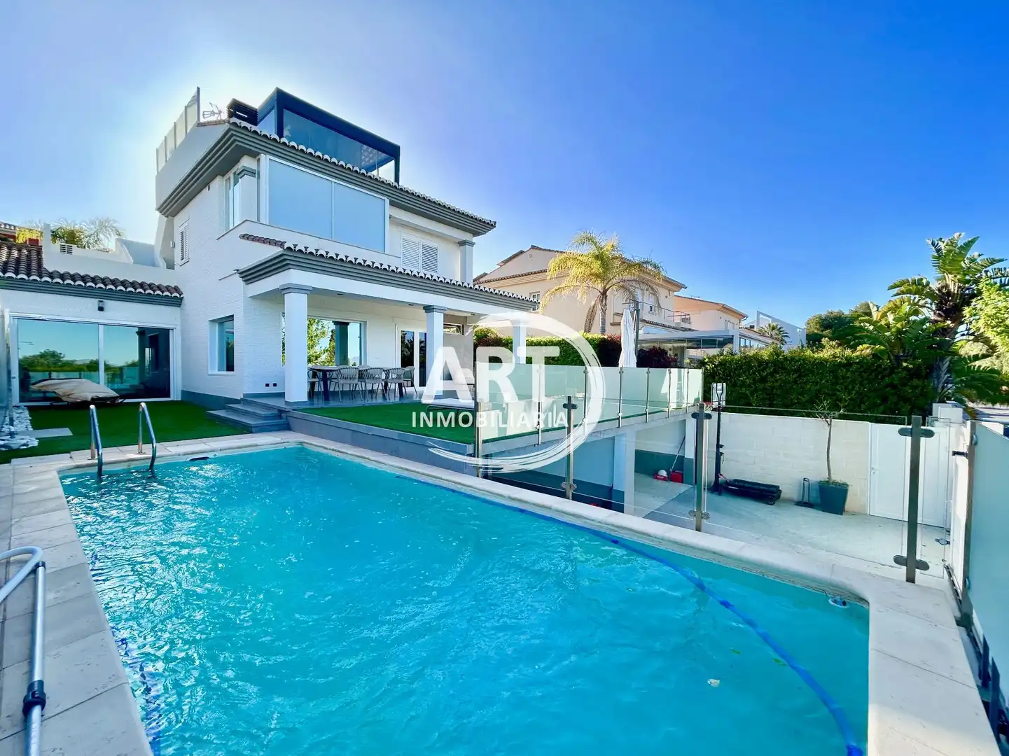 Vista exterior de Casa o chalet en venta en Bétera con Aire acondicionado, Calefacción y Jardín privado
