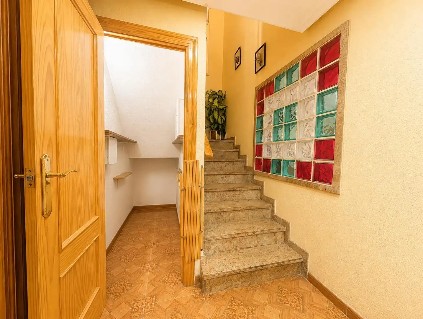 Casa adosada en venta en Cox con Aire acondicionado, Terraza y Balcón