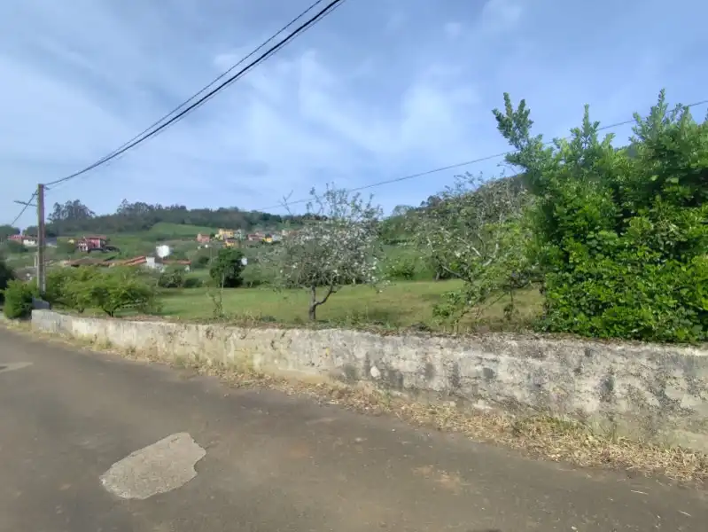 Residencial en venda en Pravia