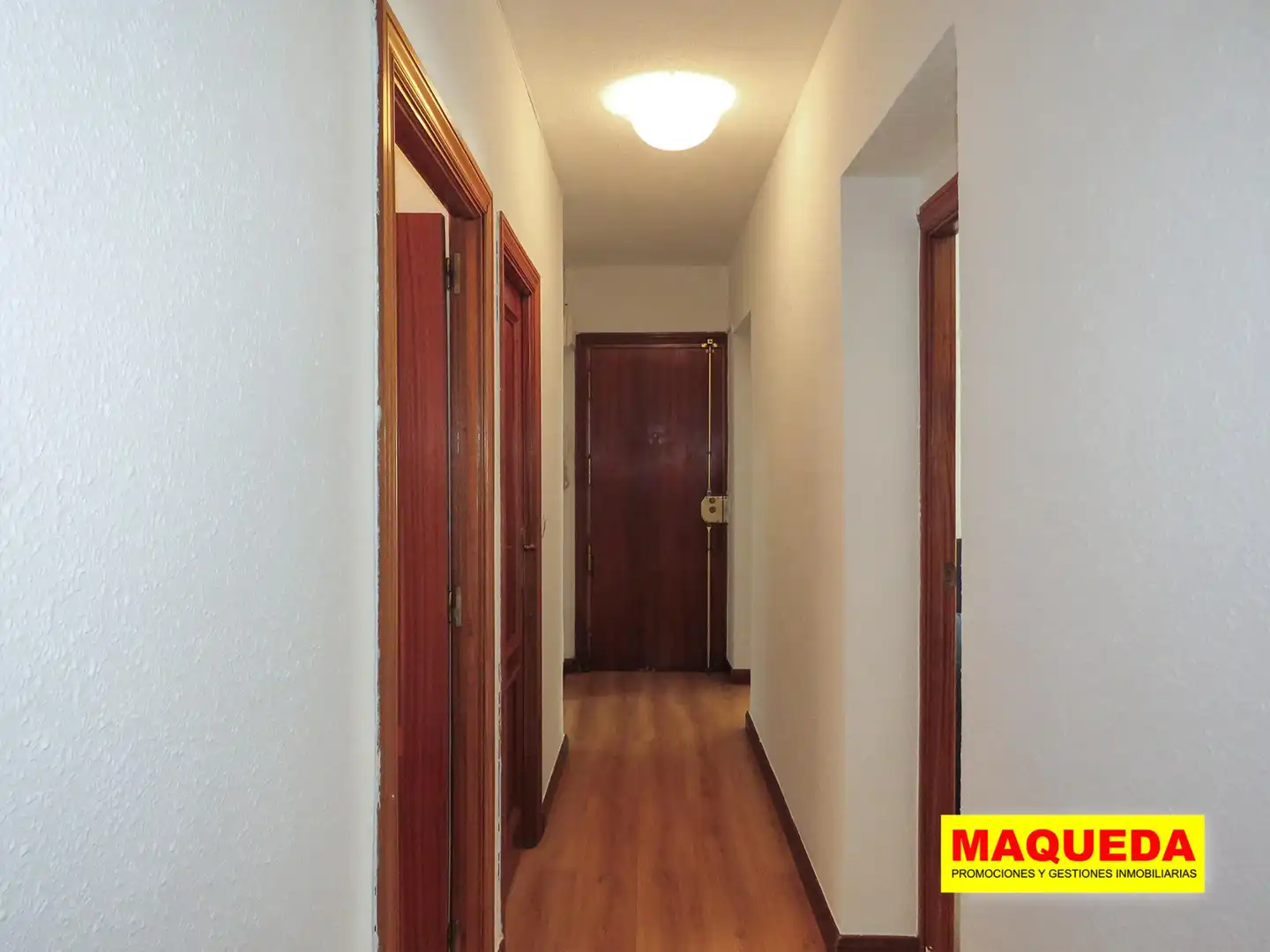 Wohnung zum Verkauf in Alcorcón mit Klimaanlage, Parkett und Terrasse