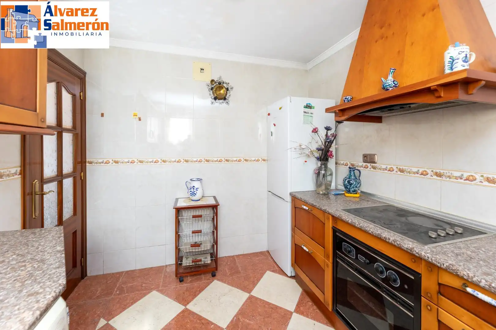 Inmuebles singulares con ascensor en venta en Avenida de Cádiz, imagen 21