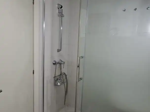 Bathroom of Flat for sale in  Madrid Capital  with Air Conditioner