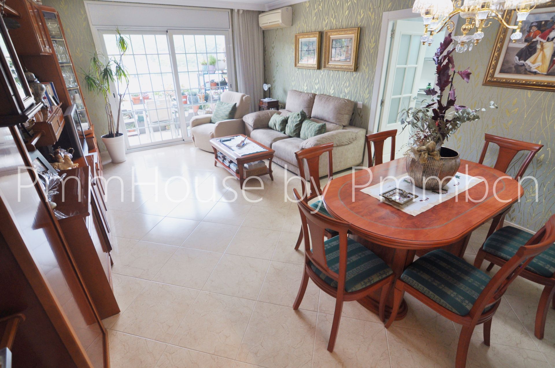 Attic to rent in Carrer de Mª Aurèlia Capmany, Can Vinader