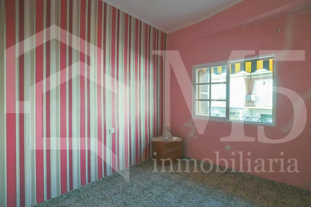 Dormitori de Casa o xalet en venda en Vélez-Málaga amb Aire condicionat, Terrassa i Balcó