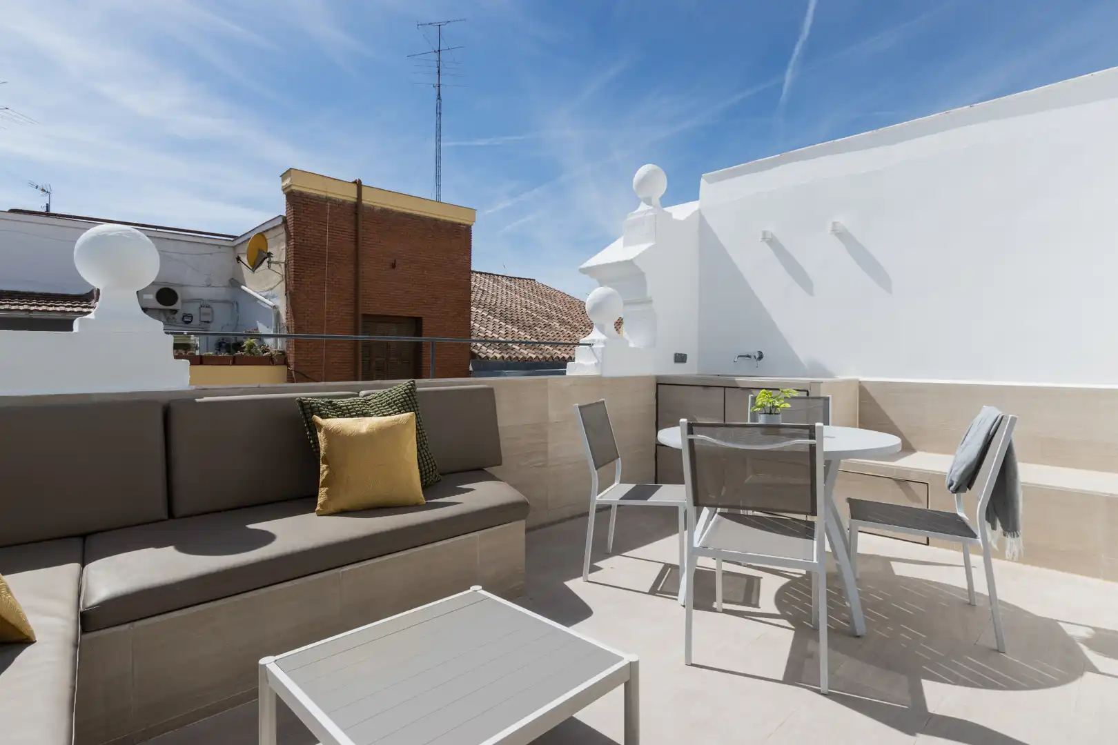 Terrassa de Àtic de lloguer en Madrid amb Aire condicionat, Calefacció i Terrassa