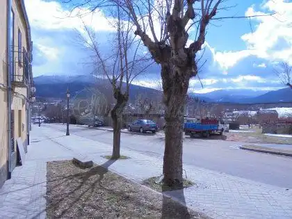 Vista exterior de Casa o chalet en venta en Real Sitio de San Ildefonso con Calefacción