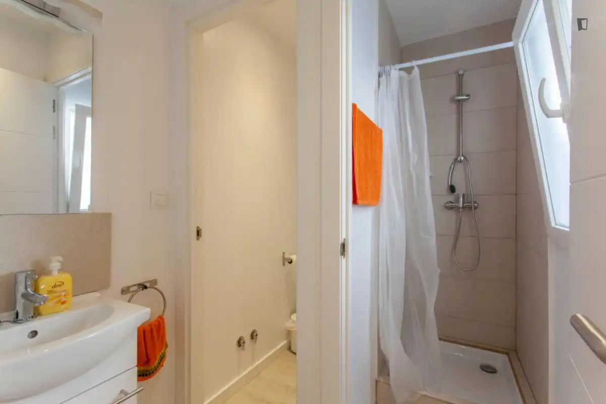 Room in Zona Campus Universitario