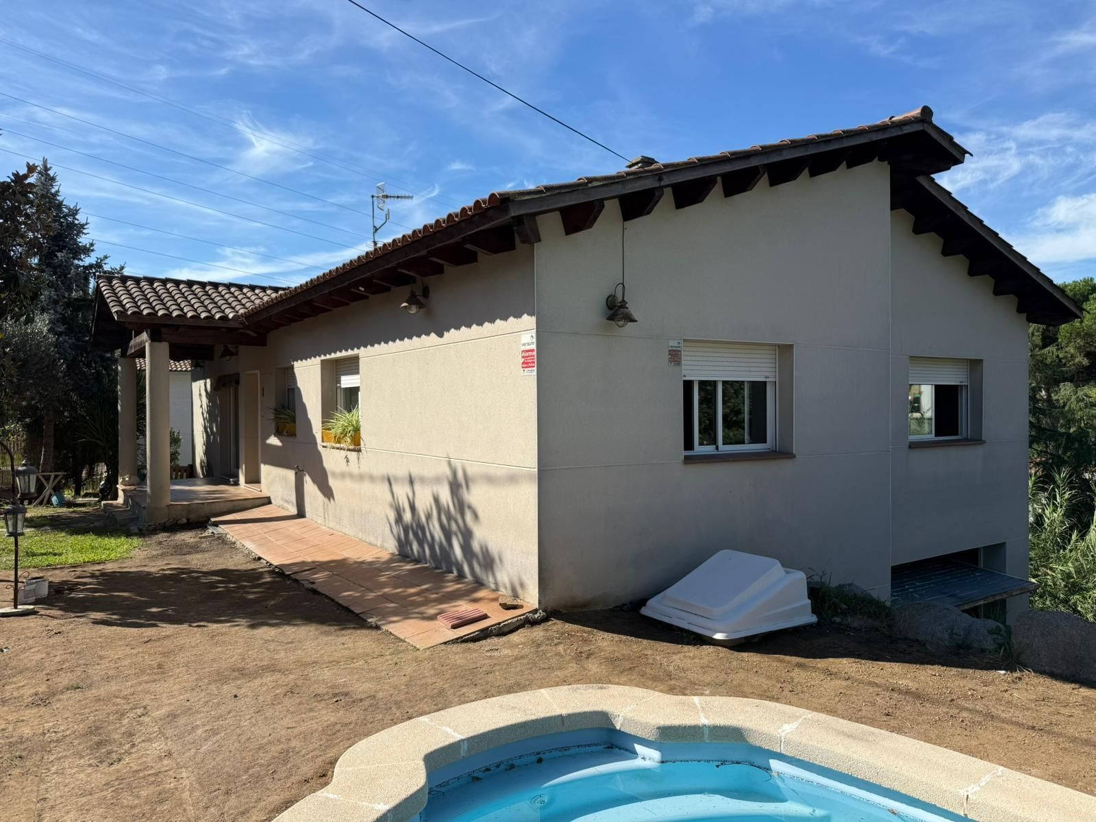 Exterior view of House or chalet for sale in Riells i Viabrea  with Heating, Private garden and Storage room