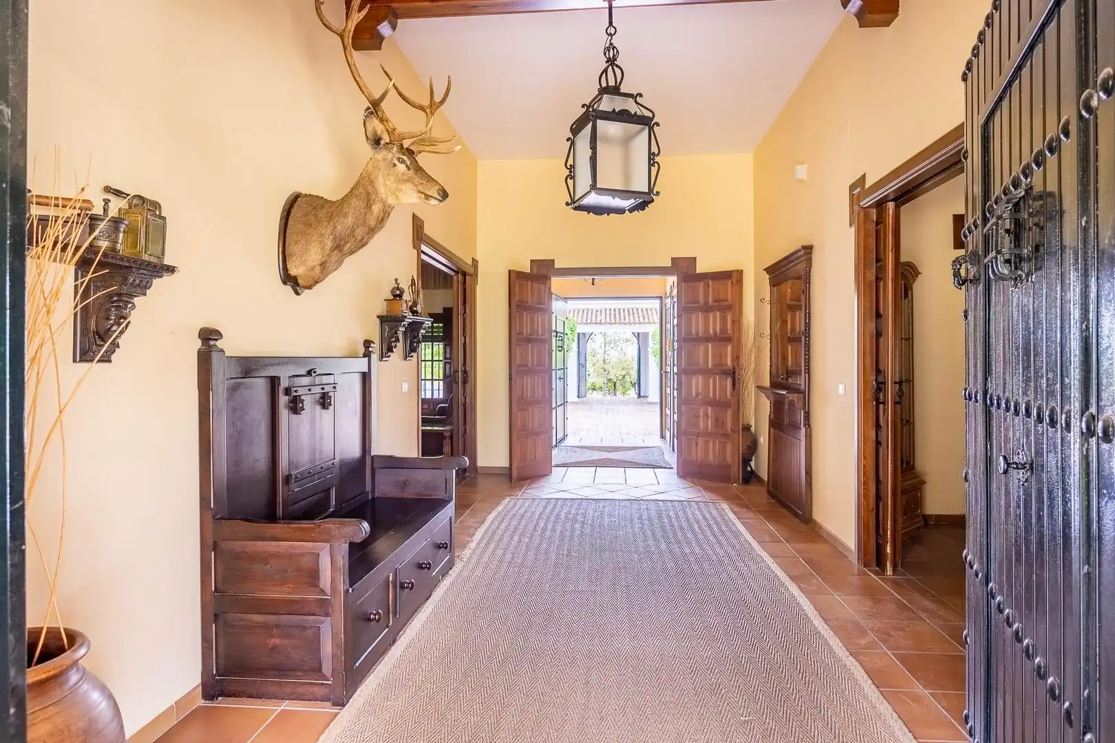 Finca rústica en venta en Valencina de la Concepción con Jardín privado, Terraza y Trastero