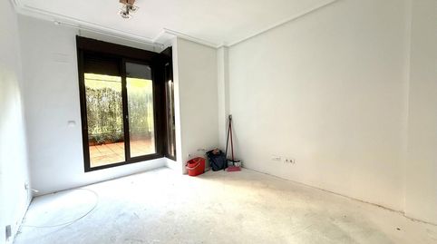 Apartamento bajo con jardín en urbanización calle Babilonia., image 5