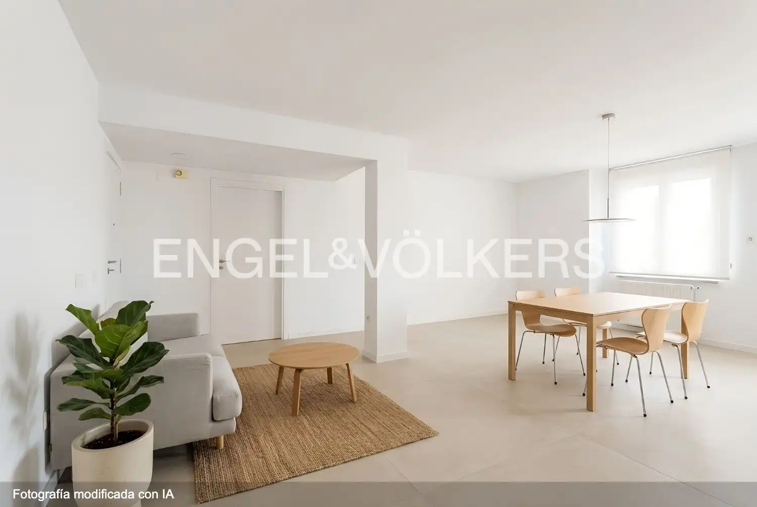 Wohnzimmer von Wohnung zum Verkauf in Sitges mit Heizung, Privatgarten und Terrasse