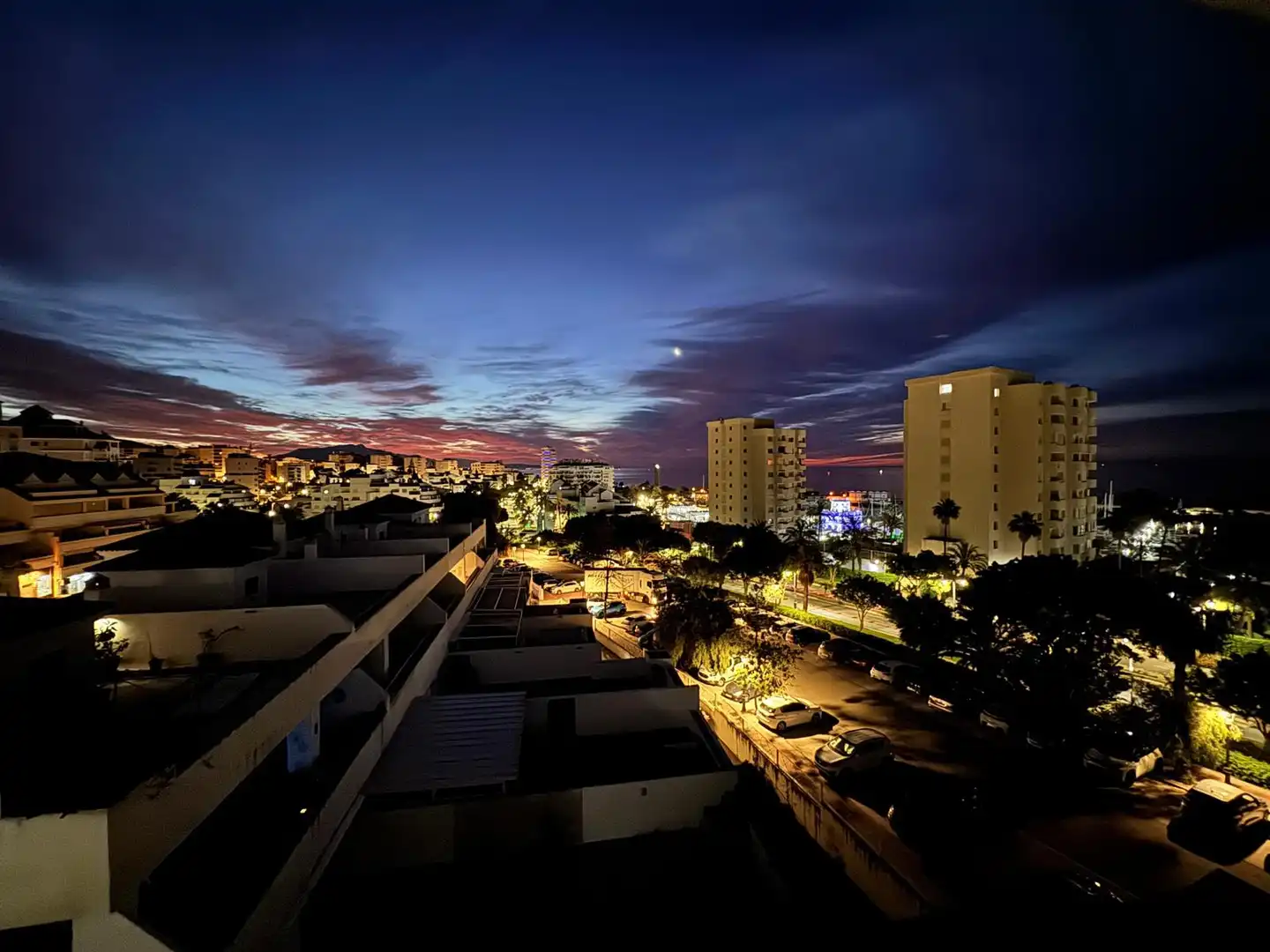 Vista exterior de Apartamento en venta en Estepona con Aire acondicionado, Terraza y Trastero