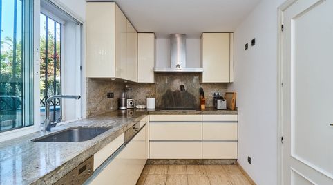 Foto 4 von Einfamilien-Reihenhaus zur Miete in La Carolina - Guadalpín, Marbella