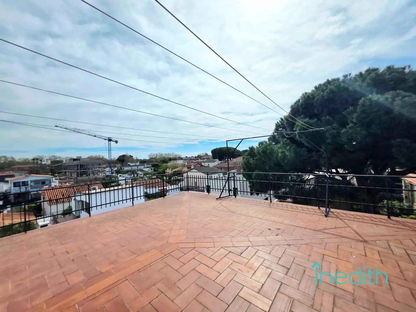 Vista exterior de Piso en venta en Castelldefels con Aire acondicionado, Calefacción y Terraza
