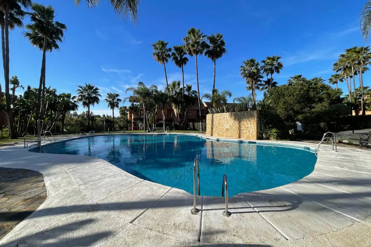 Flat with pool for sale in Casares - Casares,Casares costa,UrbanizaciÃÂ³n Vista Bahia, imagen 2