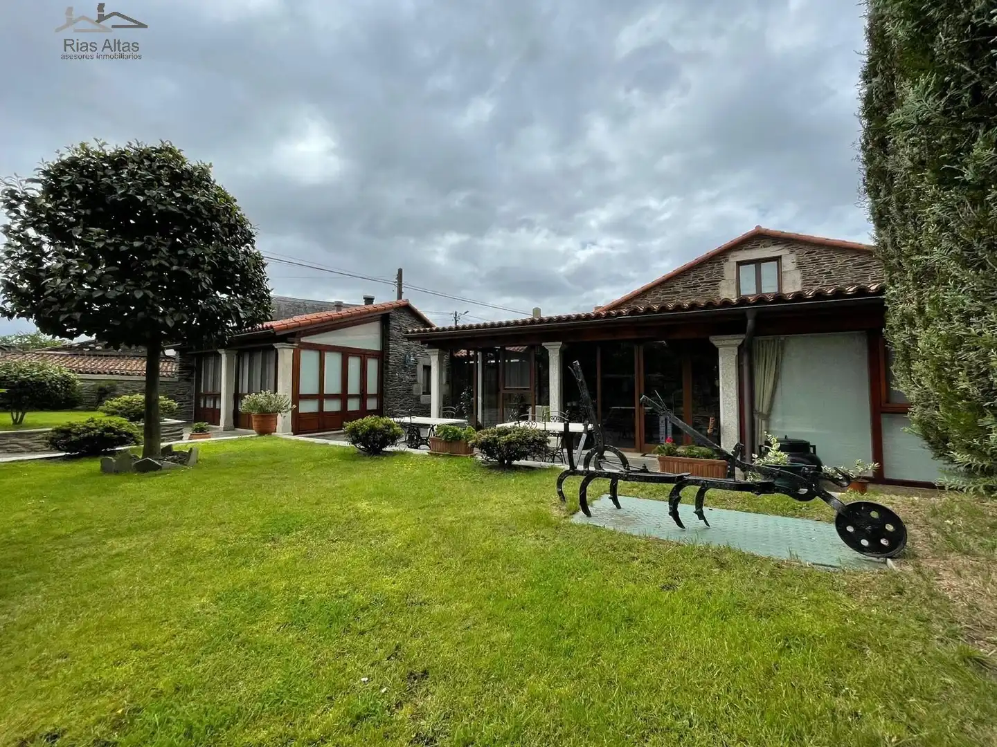 Vista exterior de Casa o chalet en venta en Ordes con Jardín privado y Trastero