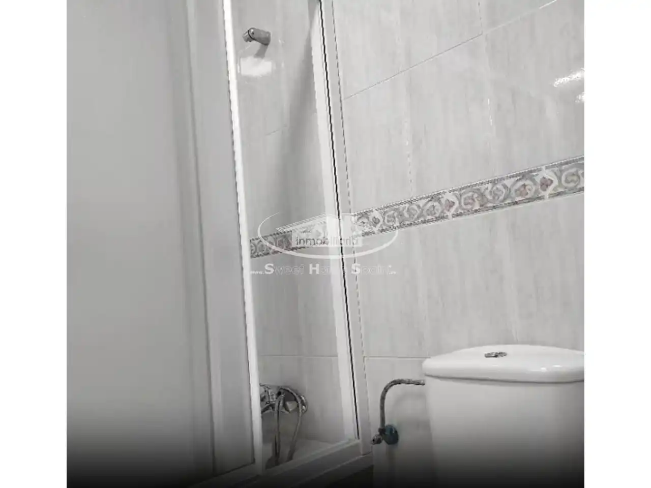 Bathroom of Apartments for rent in Sanlúcar de Barrameda  with Air Conditioner and Furnished
