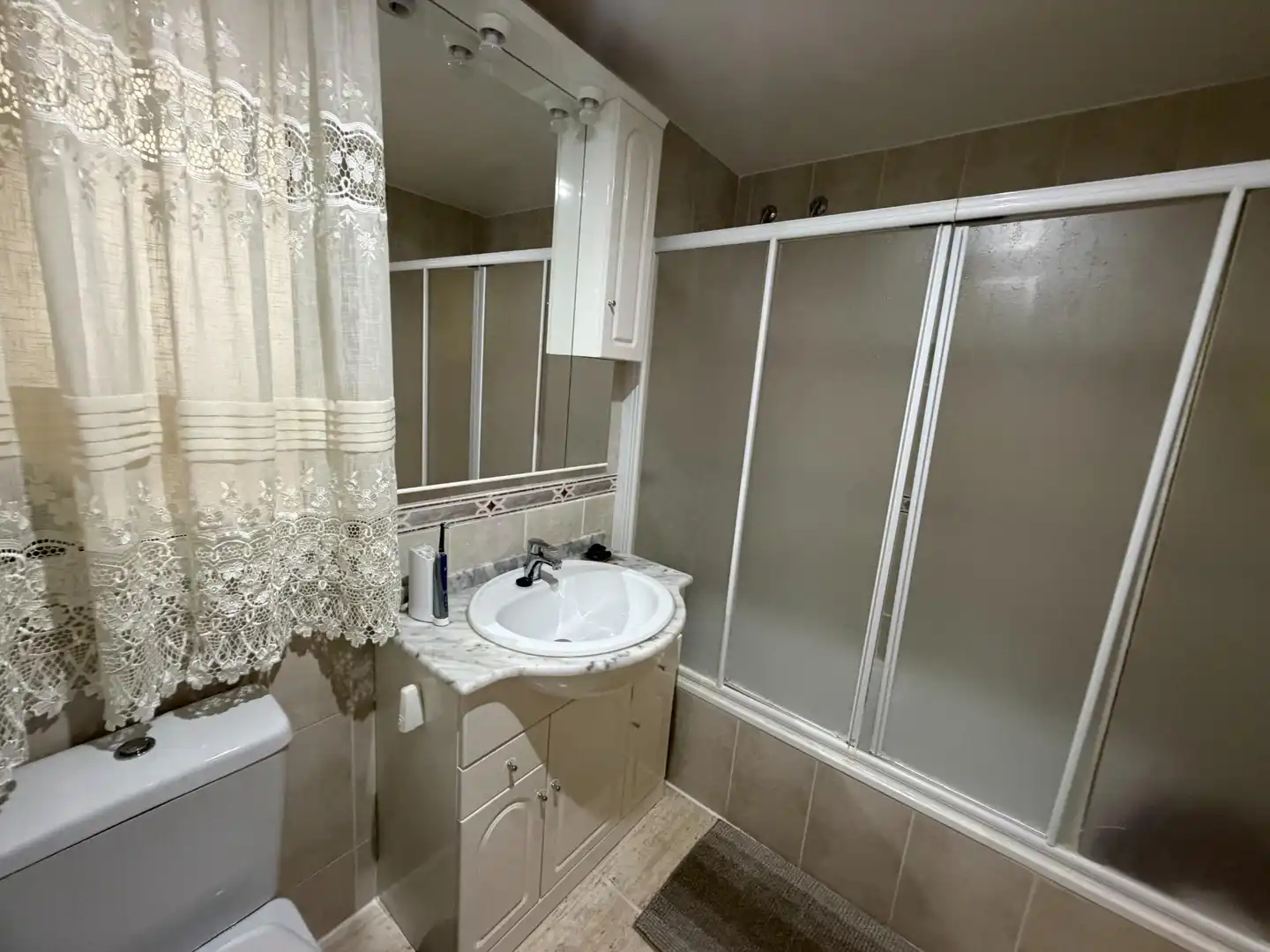 Bathroom of Ground floor for sale in San Vicente del Raspeig / Sant Vicent del Raspeig  with Air Conditioner and Heating
