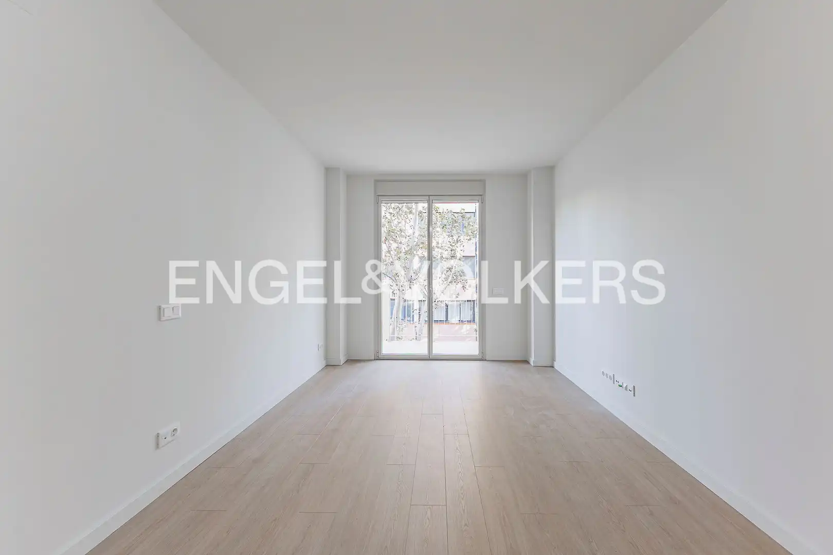 Vista exterior de Piso en venta en Barcelona con Aire acondicionado, Calefacción y Parquet