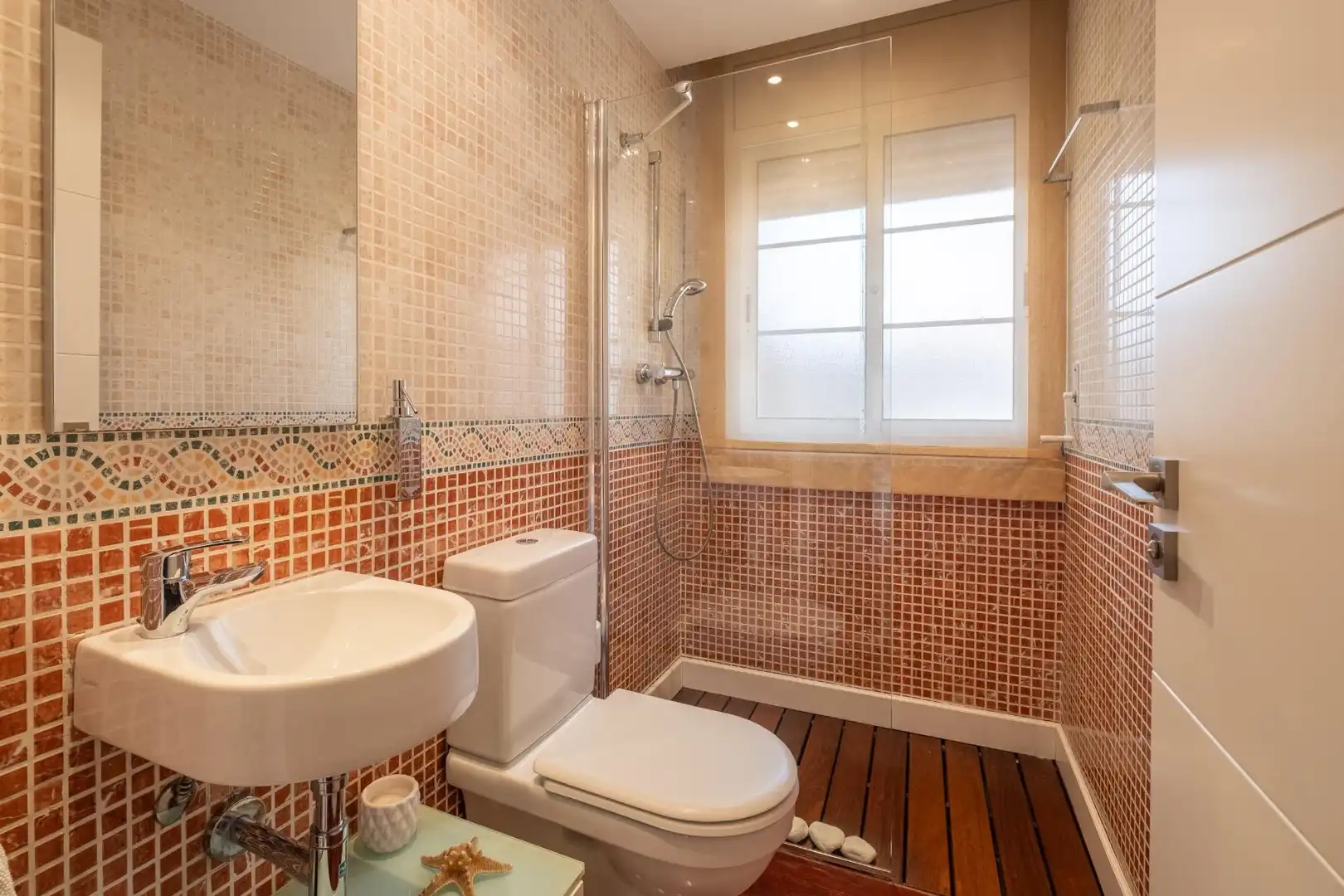 Baño de Casa adosada en venta en Salou con Aire acondicionado, Jardín privado y Parquet