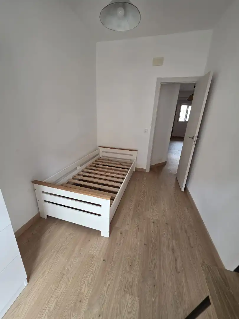 Bedroom of Flat for rent in Valencia  with Air Conditioner, Furnished and Oven