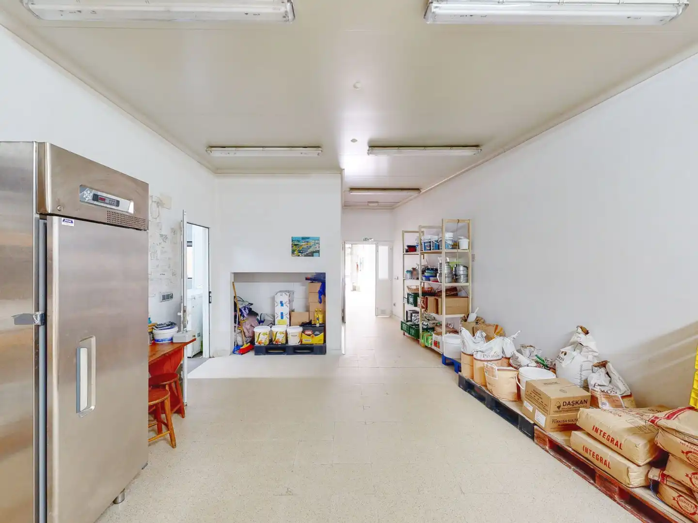 Industrial buildings for sale in Xove