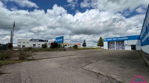 Foto 5 von Fabrikhallen zur Miete in Industrial de Onzonilla, Onzonilla, León