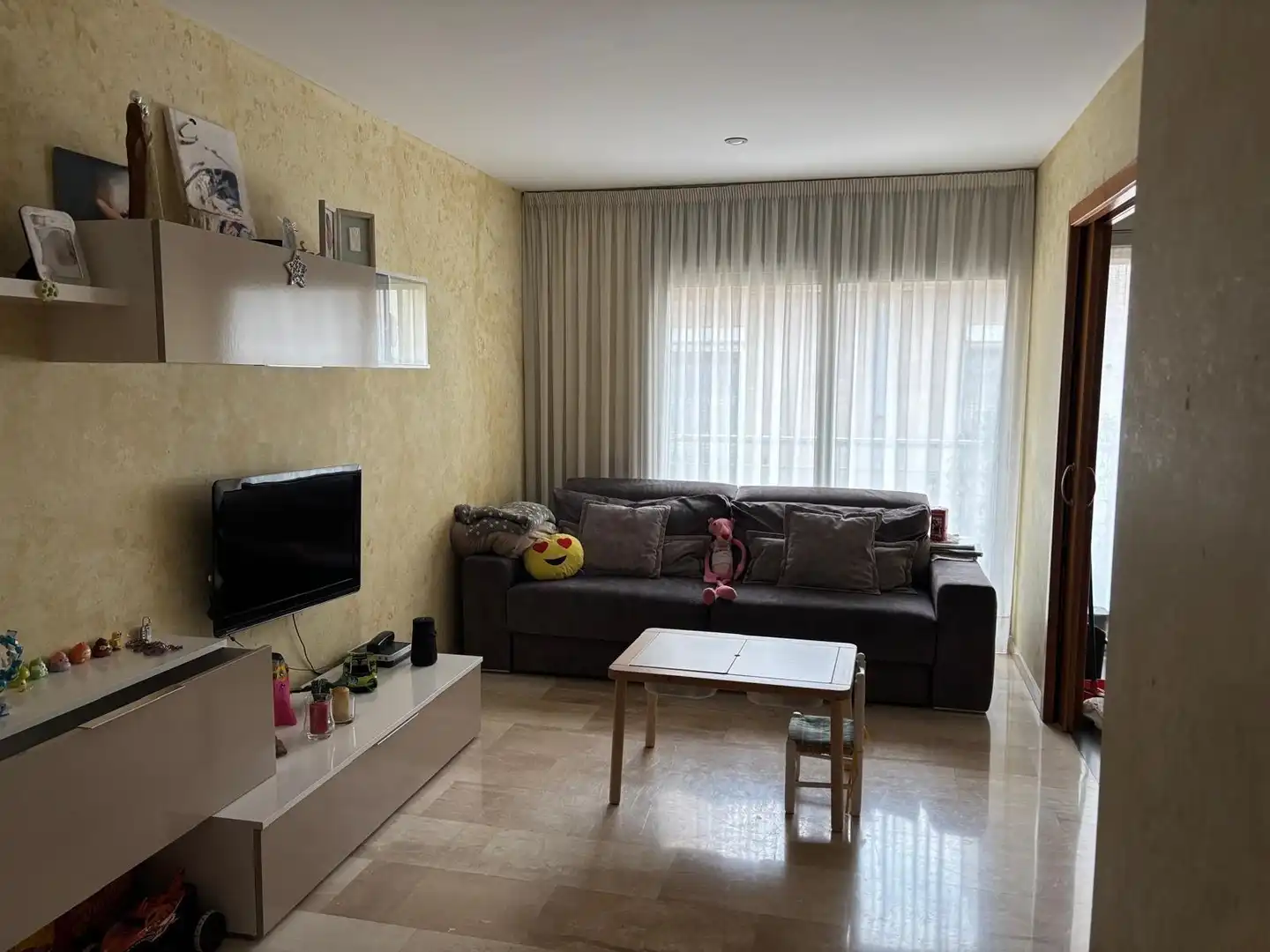 Sala de estar de Piso en venta en Mataró con Aire acondicionado y Balcón