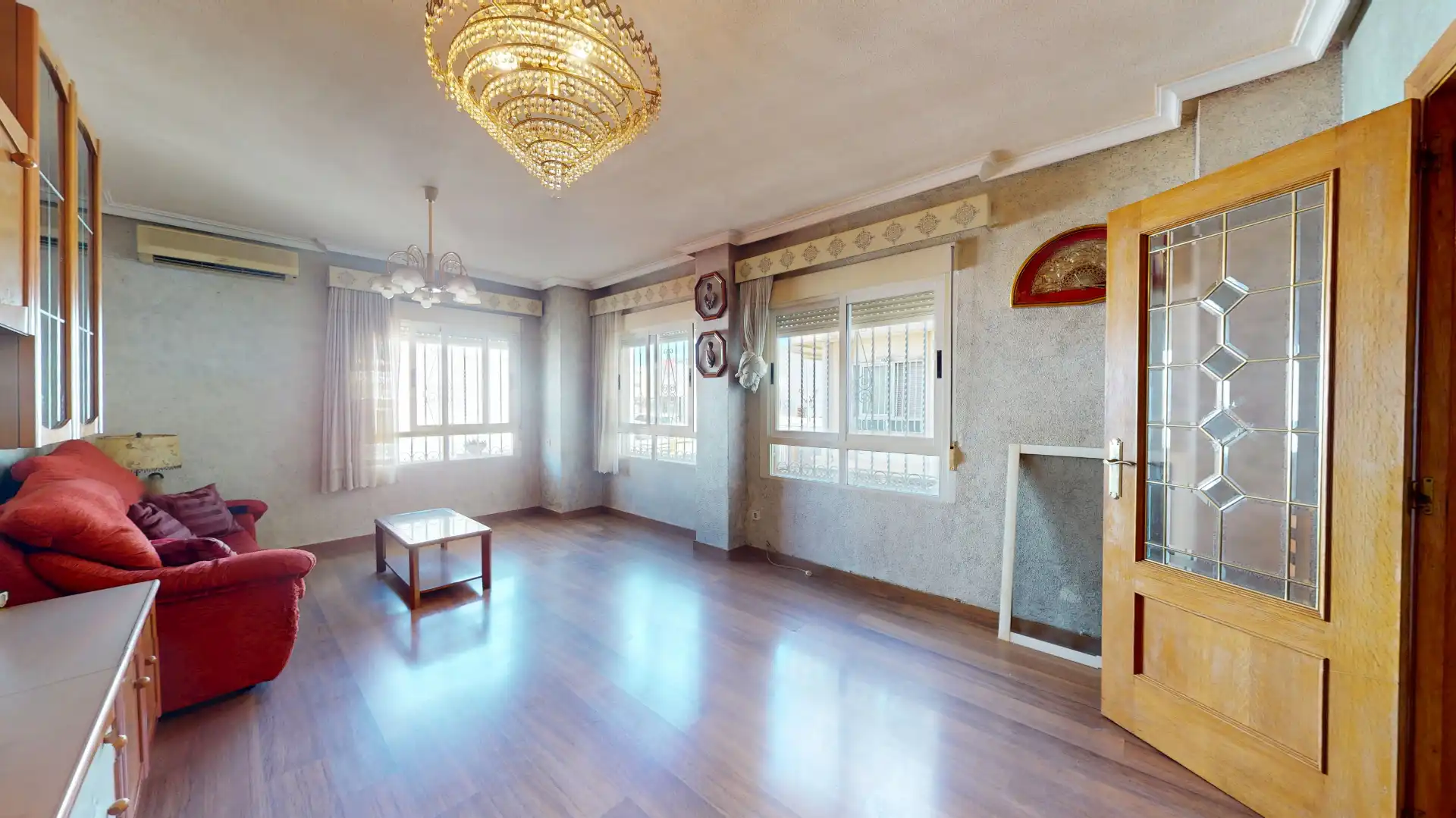 Sala de estar de Casa adosada en venta en Elda con Aire acondicionado, Terraza y Trastero
