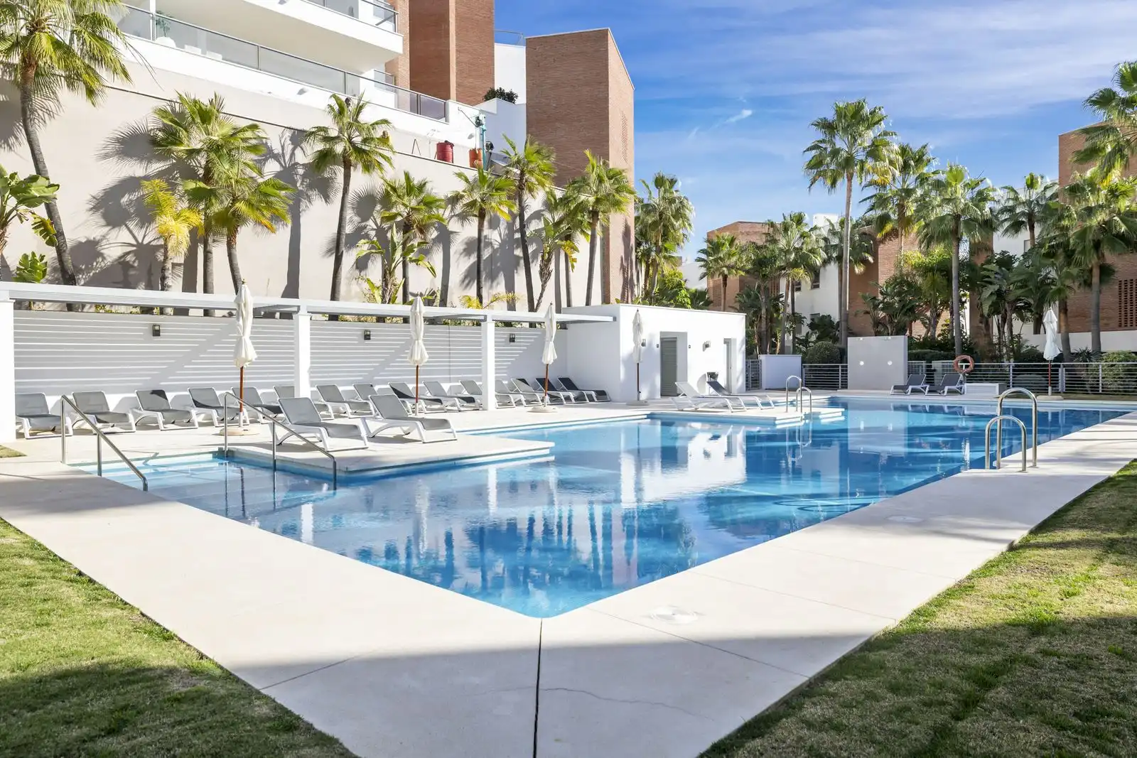 Apartamento con terraza en venta en Calle Los Arqueros 4, imagen 47