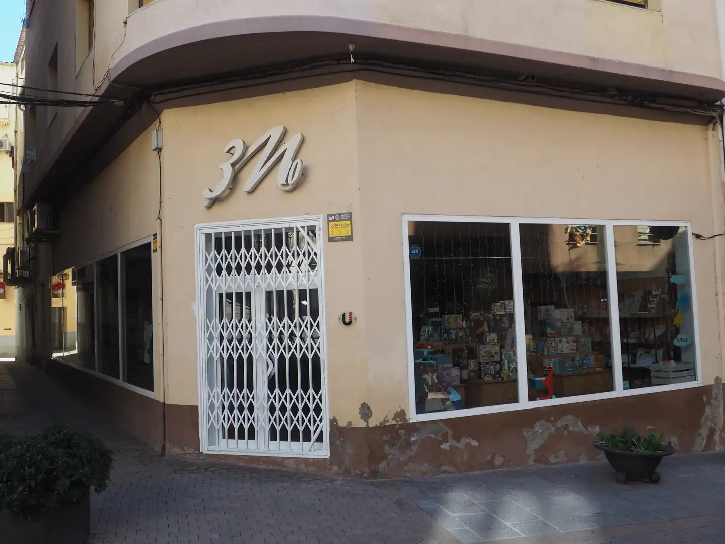 Wohnung zum Verkauf in Flix mit Terrasse, Abstellraum und Möbliert