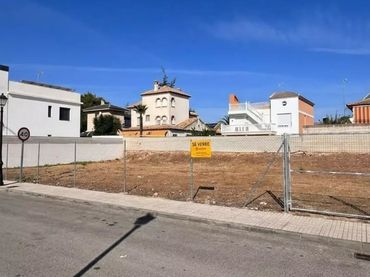 Terreno residencial en venta en Cabra