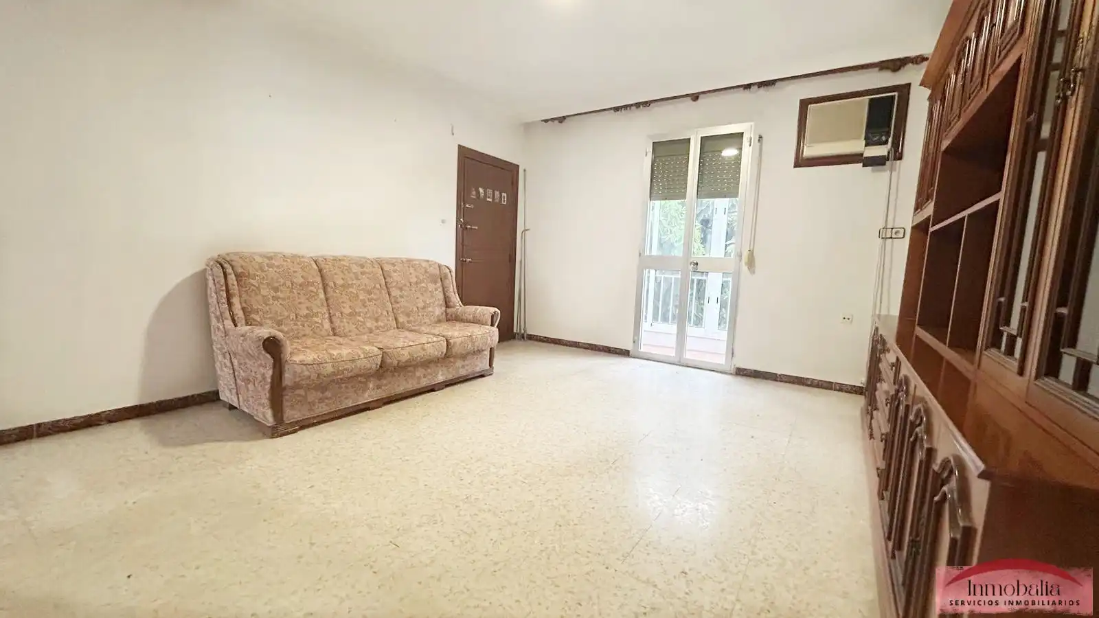 Sala de estar de Piso en venta en Alcalá de Guadaira con Aire acondicionado y Terraza