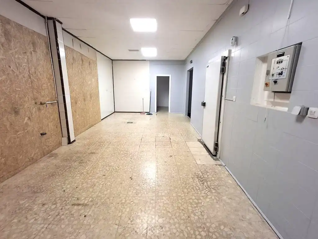 Commercial properties for rent in La Roda  with Air Conditioner